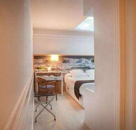 Tek Büyük Yataklı Oda