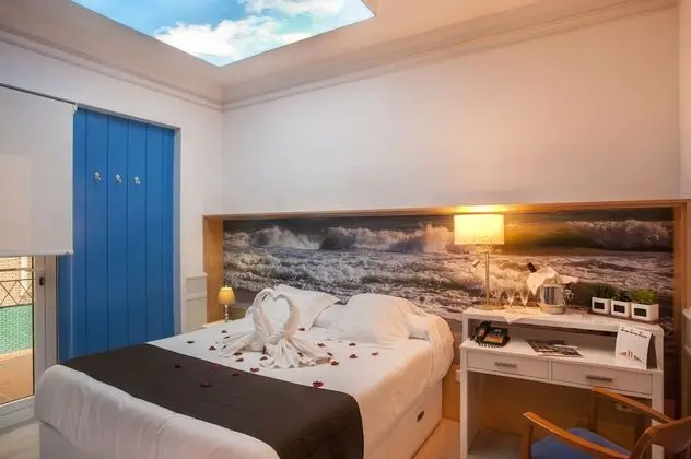 Tek Büyük Yataklı Oda, Teras