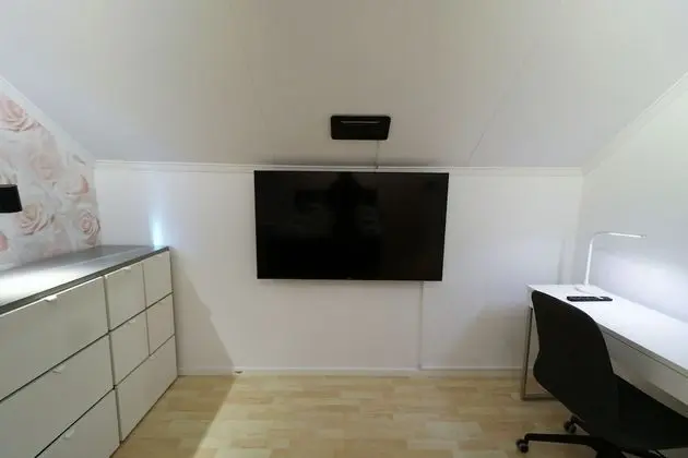 Classic Tek Büyük Yataklı Oda