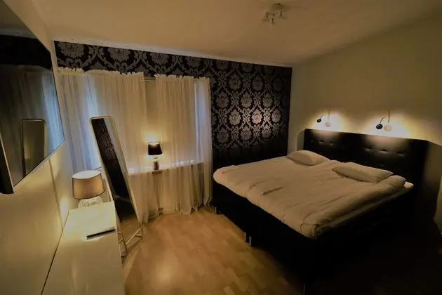 Exclusive Tek Büyük Yataklı Oda