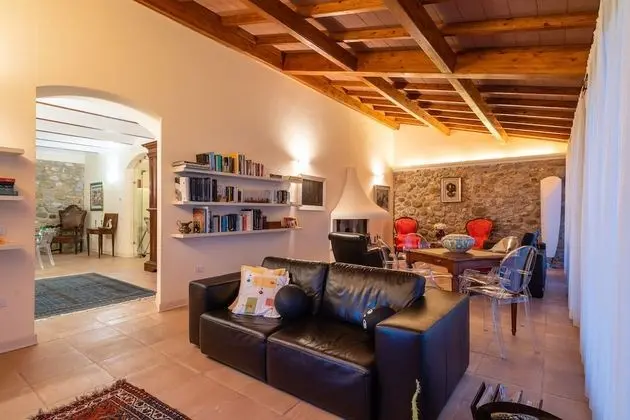 Villa Chiaranotte
