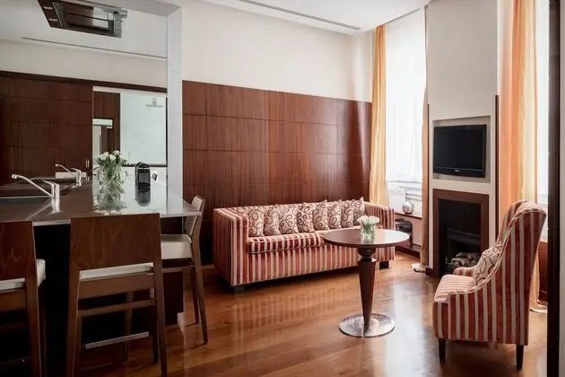 One-Bedroom Apartment Luxury