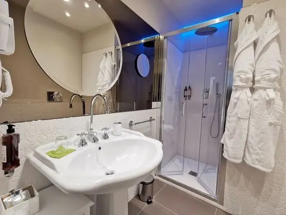 Deluxe Süit, Küvet