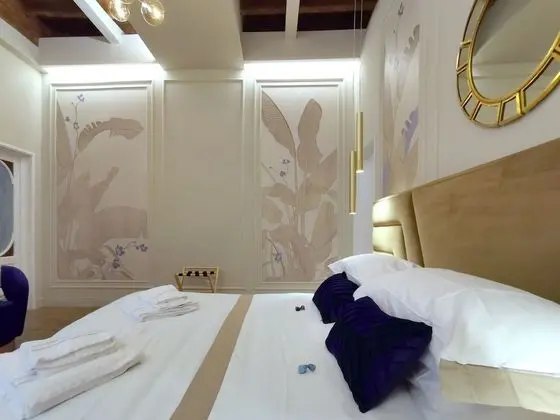 Deluxe Tek Büyük Yataklı Oda, 1 Yatak Odası, Özel Banyo, Bahçe Manzaralı