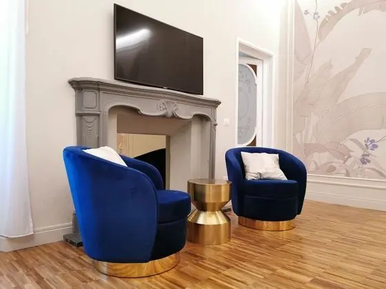 Deluxe Tek Büyük Yataklı Oda, 1 Yatak Odası, Özel Banyo, Bahçe Manzaralı