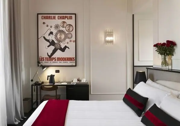 Superior Tek Büyük Yataklı Oda (Alba)