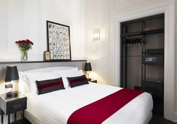 Superior Tek Büyük Yataklı Oda (Alba)