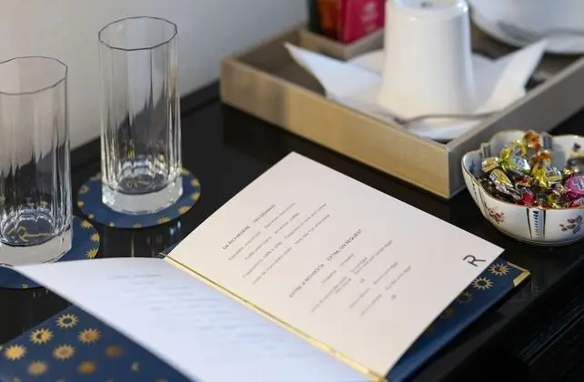 Superior Tek Büyük Yataklı Oda (Alba)