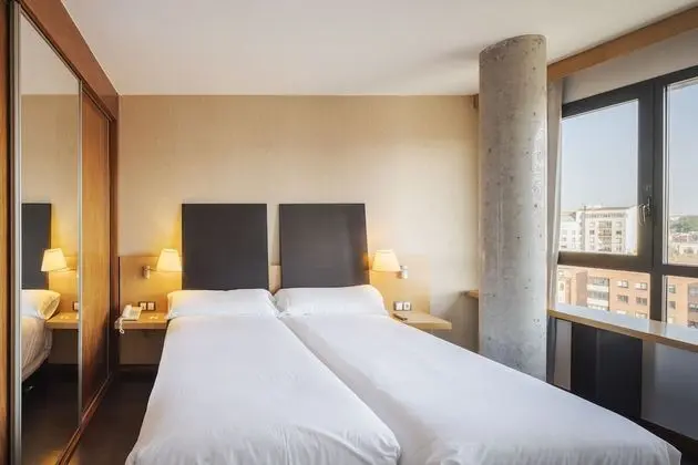 İki Ayrı Yataklı Oda (Cathedral View)