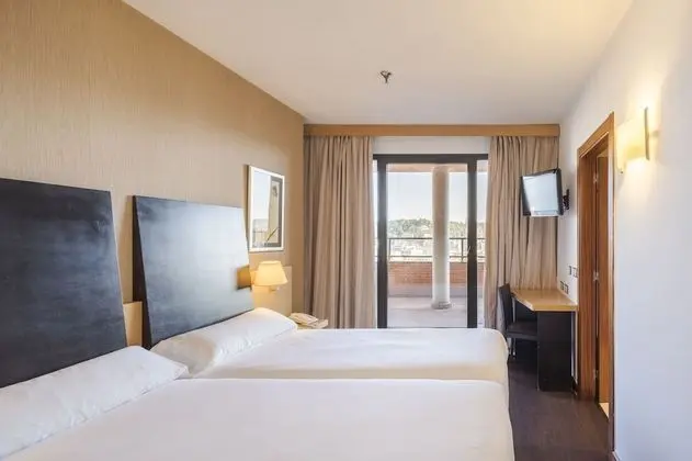 Superior İki Ayrı Yataklı Oda (Cathedral View)