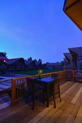 Villa, 3 Yatak Odası, Teras, Havuz Kenarı