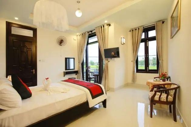 Deluxe Tek Büyük Yataklı Oda (Rice Fields View)