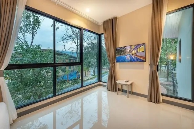 Deluxe Room Panoramic View