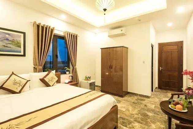 Deluxe Büyük Yataklı Tek Kişilik Oda, 1 En Büyük (King) Boy Yatak, Sigara İçilmez, Bahçe Manzaralı