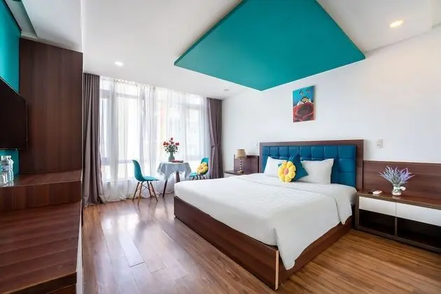 Deluxe Tek Büyük Yataklı Oda