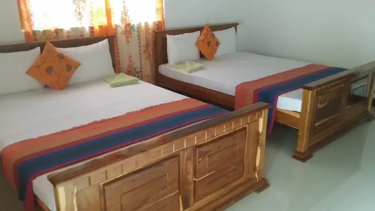 Deluxe Dört Kişilik Oda, 2 Büyük (Queen) Boy Yatak, Sigara İçilebilir, Bahçe Manzaralı