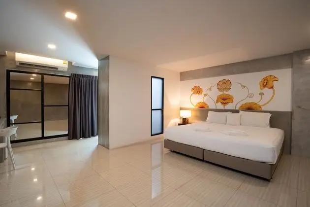 Deluxe Premium Room