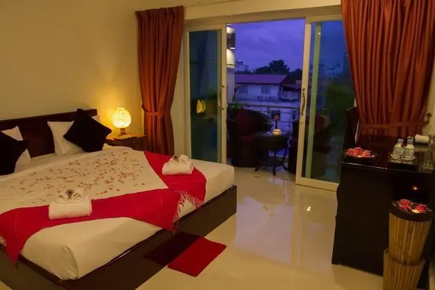 Deluxe Tek Büyük Yataklı Oda, Balkon