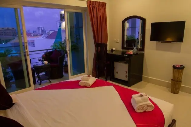 Deluxe Tek Büyük Yataklı Oda, Balkon
