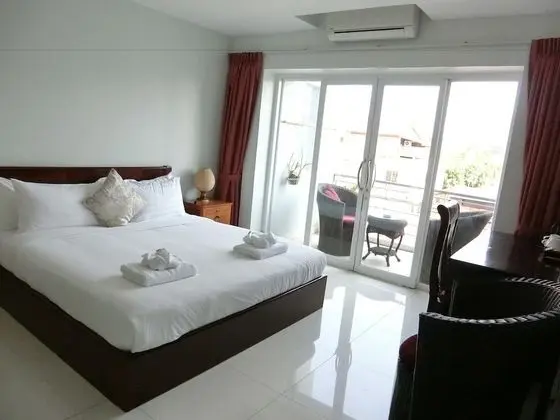 Deluxe Tek Büyük Yataklı Oda, Balkon