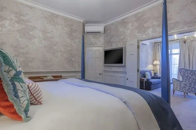 Süit (Georgian Suite)