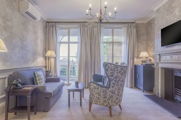 Süit (Georgian Suite)