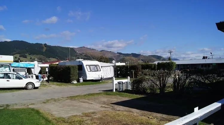 Oda, Birden Çok Yatak (Powered Sited - No Beds)