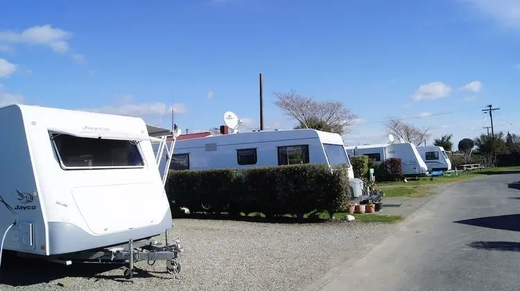 Oda, Birden Çok Yatak (Powered Sited - No Beds)