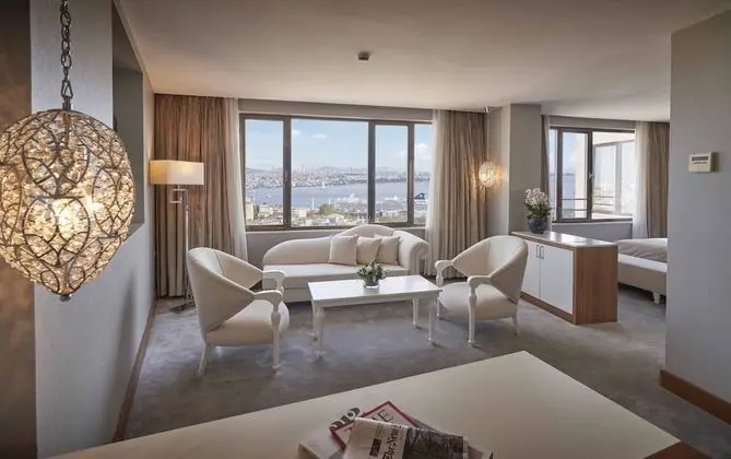 Bosphorus Suite