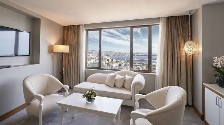 Bosphorus Suite