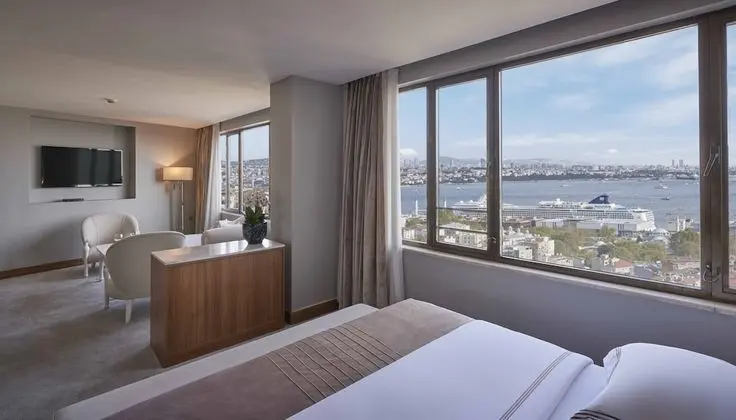 Bosphorus Suite