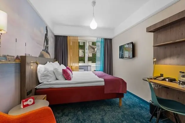 Small Twin Room