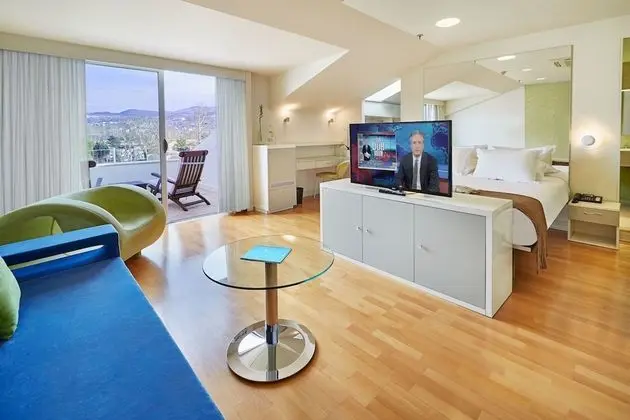 Junior Suite Custom Oda