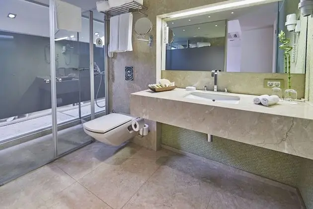Junior Suite Custom Oda