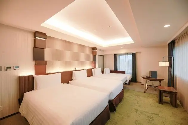 Deluxe Dört Kişilik Oda, Sigara İçilmez