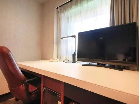 Tek Büyük Yataklı Oda, Sigara İçilmez