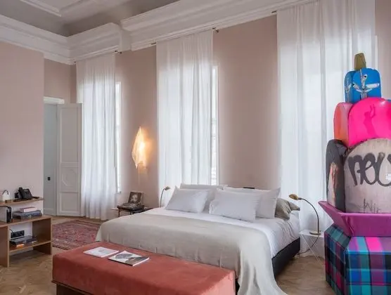 Deluxe Oda, 1 En Büyük (King) Boy Yatak, Şehir Manzaralı (Lion)