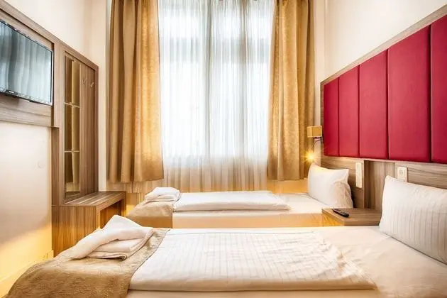 Economy İki Ayrı Yataklı Oda, Ortak Banyo