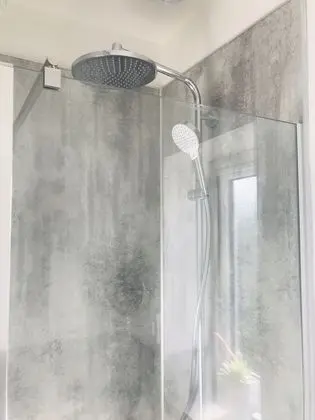 Tek Kişilik Oda, Ortak Banyo