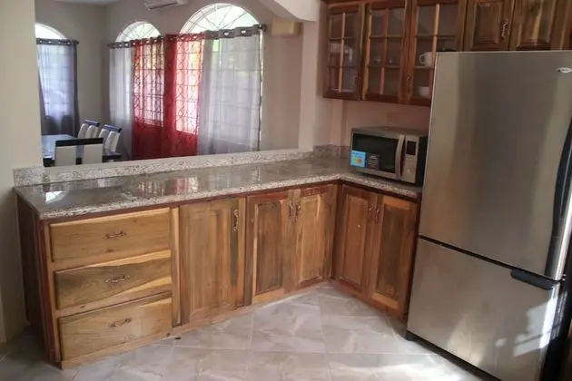 Villa, 1 En Büyük (King) Boy Yatak, Sigara İçilmez
