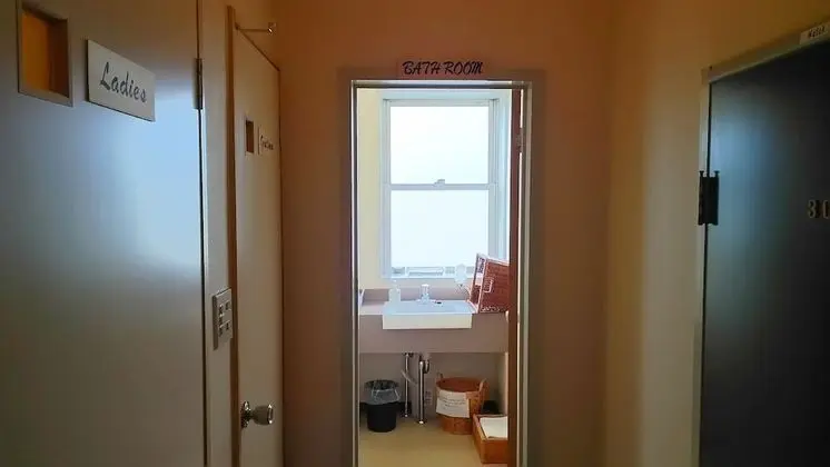 Traditional Oda, Ortak Banyo