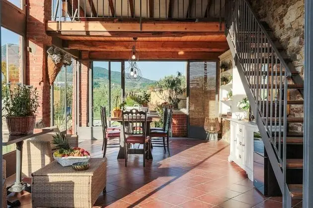 Villa, Sigara İçilebilir