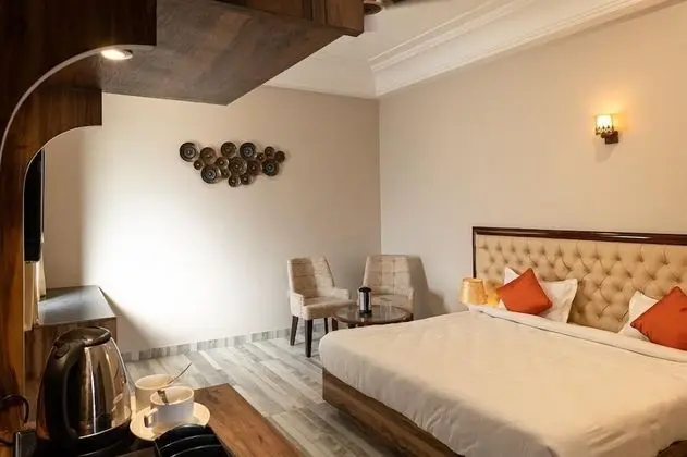 Deluxe Tek Büyük Yataklı Oda
