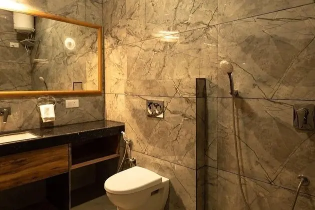 Luxury Tek Büyük Yataklı Oda