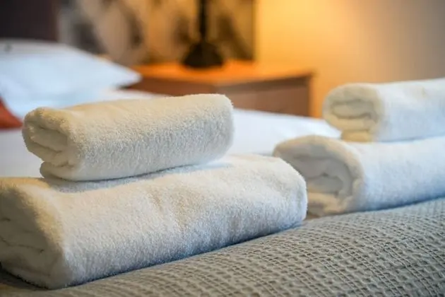 Business Ev, Özel Banyo, Bahçe Manzaralı (Rider Gardens Home)
