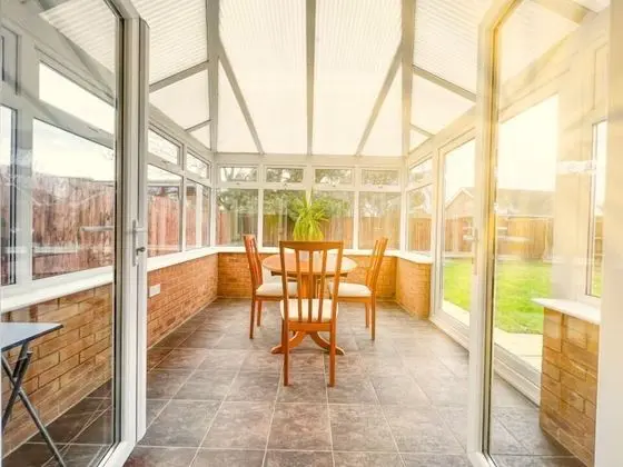 Business Ev, Özel Banyo, Bahçe Manzaralı (Rider Gardens Home)