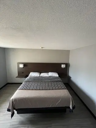 Deluxe Single Room, 1 King Bed, Non Smoking