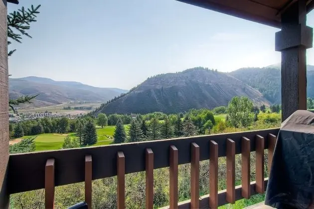 Ev, Birden Çok Yatak, Dağ Manzaralı (Three-Bedroom House)