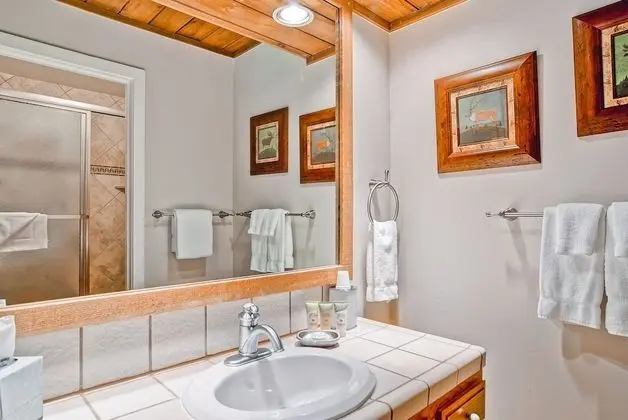 Ev, Birden Çok Yatak, Dağ Manzaralı (Three-Bedroom Townhouse)