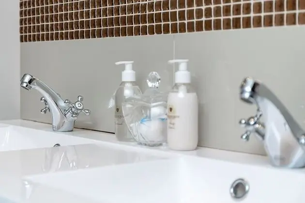 Luxury Tek Büyük Yataklı Oda